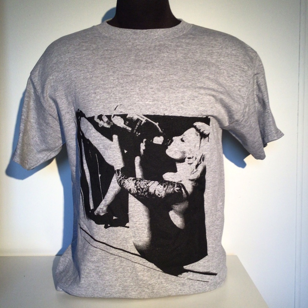 Men’s tits brans T-shirt